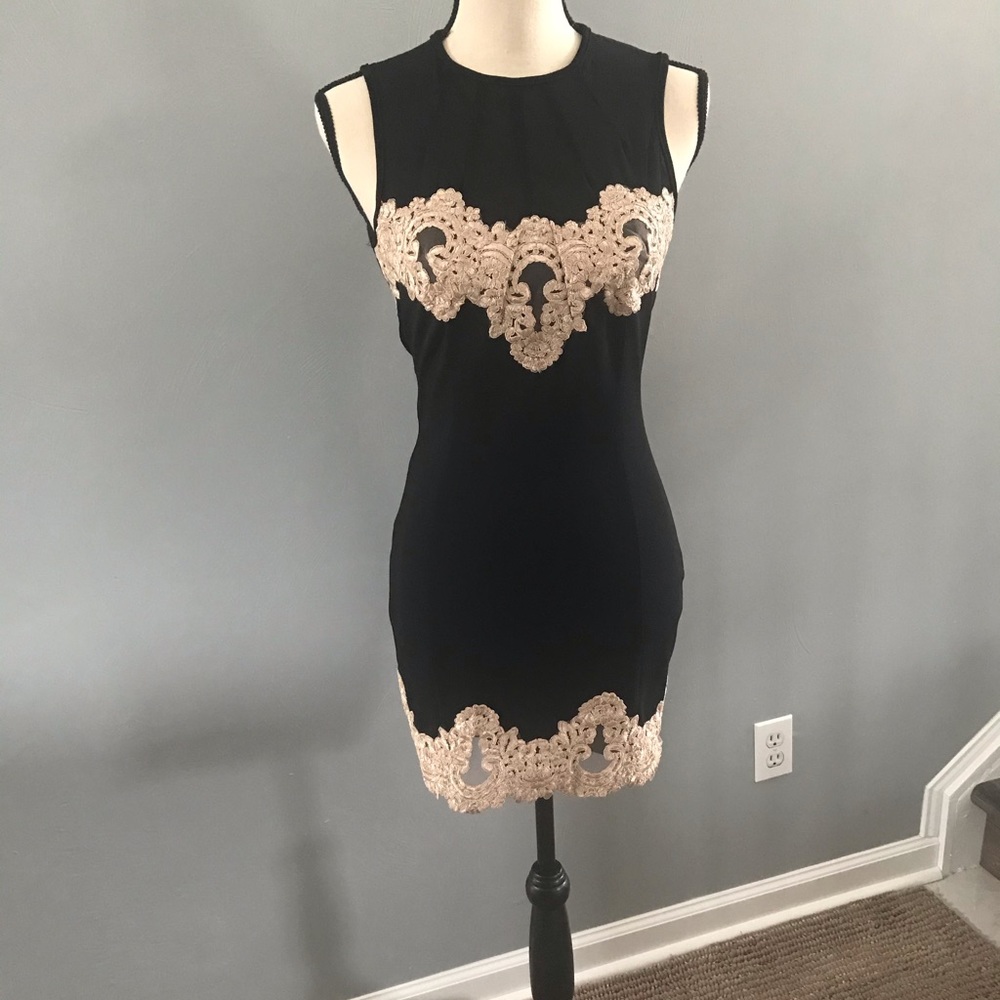 🛍🛍3/$25 deals 🛍🛍Prlvy Privileged dress